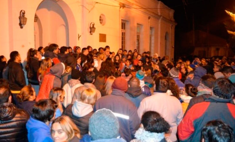 Hallaron muerto a un nene adentro de un freezer en el patio de su propia casa