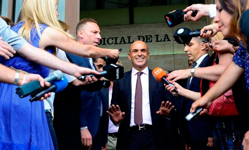 Exigen que avance la investigación contra el jefe de la Agencia de Inteligencia