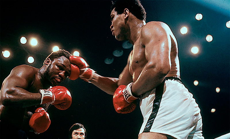 La pelea de Ali y Frazier en Manila, una batalla brutal