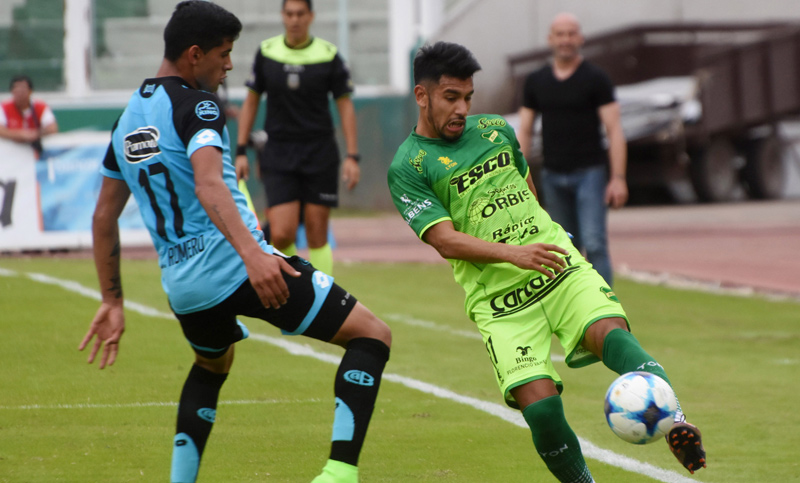 Defensa y Justicia se llevó un triunfo de Córdoba