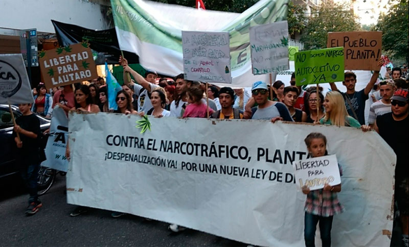 Marihuana: Rosario marchó para pedir su despenalización