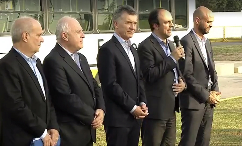 Macri encabezó el acto de inauguración del Metrobus en Santa Fe