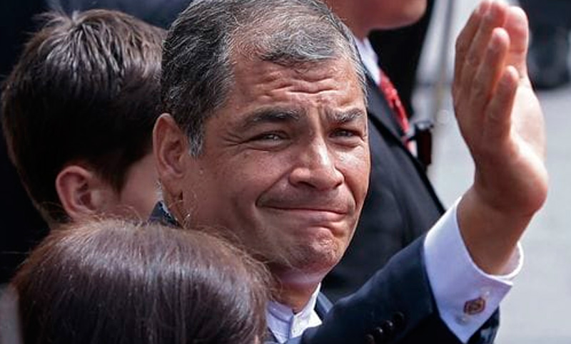 Internaron al ex presidente de Ecuador Rafael Correa con diagnóstico de neumonía