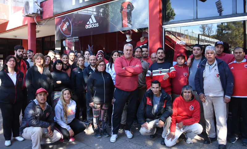 Cese de actividades en Newell’s por el despido de tres trabajadores