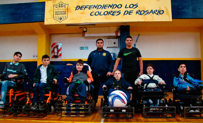 Cuando la pasión por el fútbol derriba todo tipo de barreras