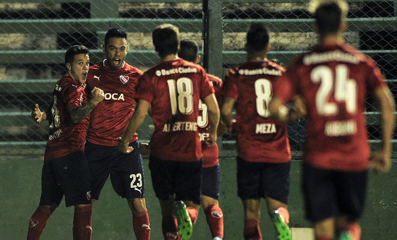 Independiente ganó, alcanzó a Newell’s pero la Lepra sigue en la copa