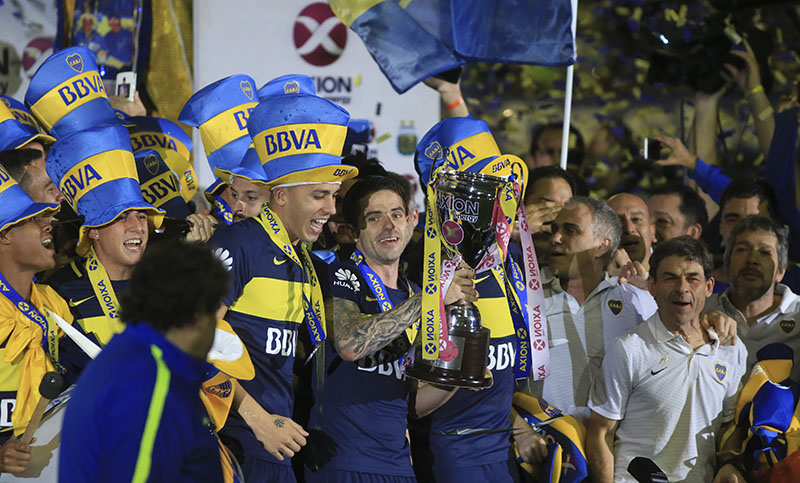 Boca festejó el título con un triunfo, ante una multitud en la Bombonera