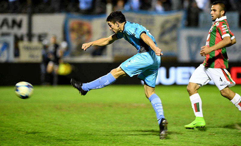 Temperley superó a Sportivo Las Parejas y pasó de ronda