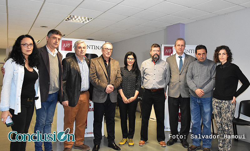 Gremio mercantil lanzó el primer centro de testeo permanente de VIH del país