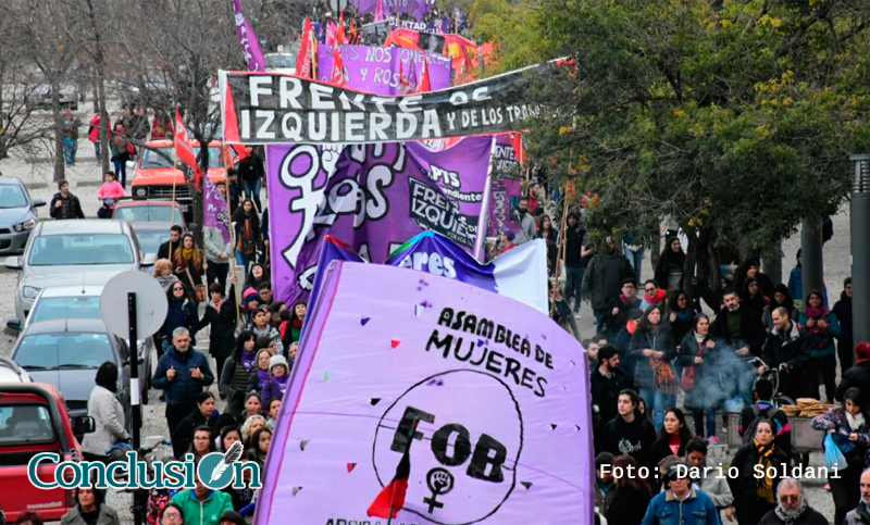 Ni Una Menos: multitudinaria marcha en Rosario contra la violencia machista