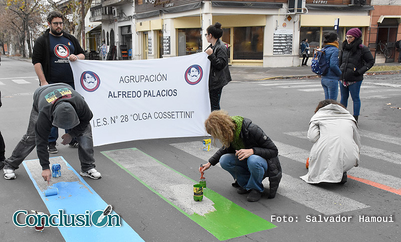 Una senda peatonal diferente para celebrar el Día del Orgullo LGBTI