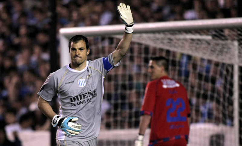 Saja colgó los guantes, después de 18 años de carrera futbolística