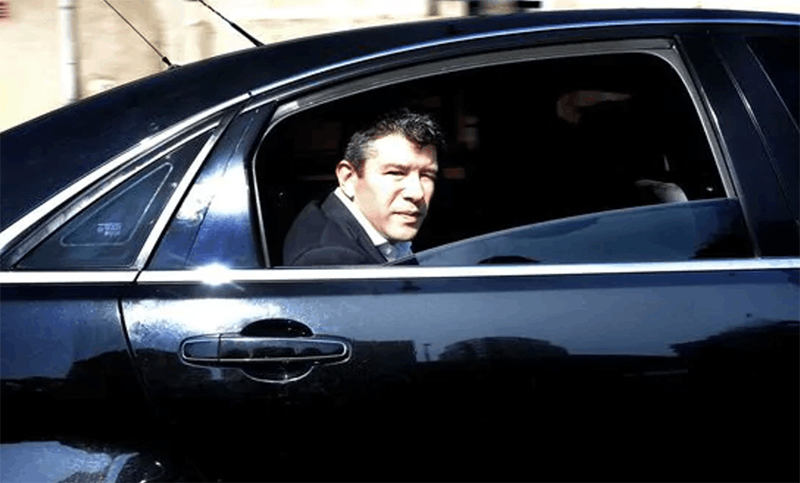 Renunció el CEO de Uber presionado por denuncias de acoso sexual y discriminación