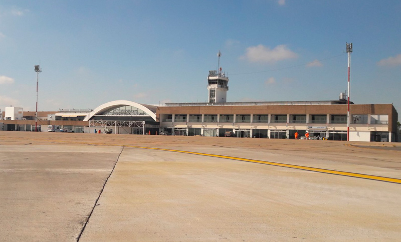Terminaron las obras en el aeropuerto, pero la niebla complicó la operatividad
