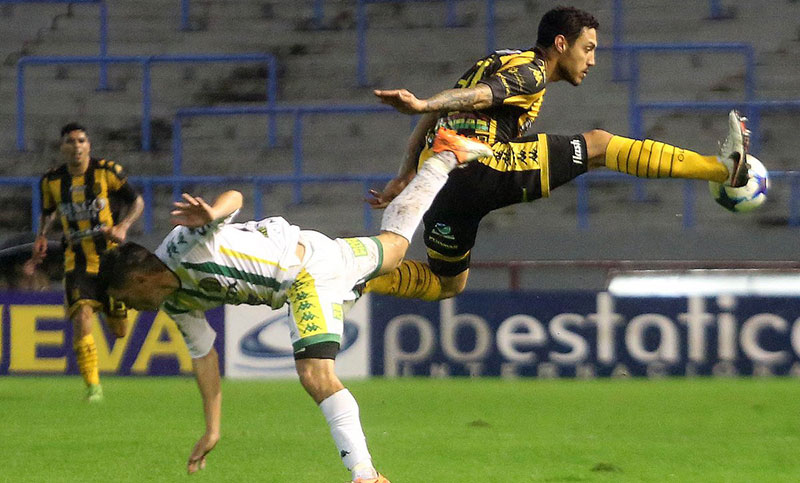 Se fue el último: Aldosivi cayó ante Olimpo y perdió la categoría