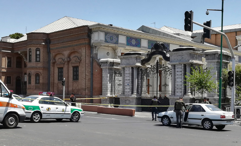 Atentado en Teherán: 12 muertos en ataques que se adjudicó el Estado Islámico