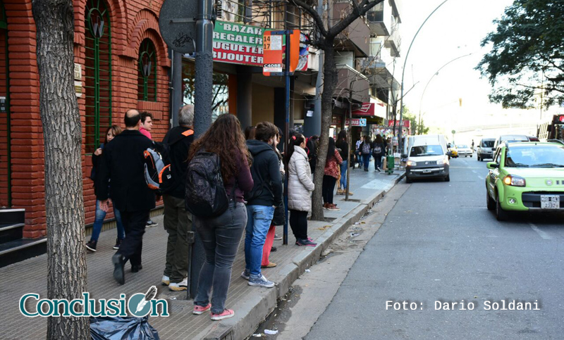 Cuatro líneas de colectivos no funcionan por paro en la ciudad de Santa Fe