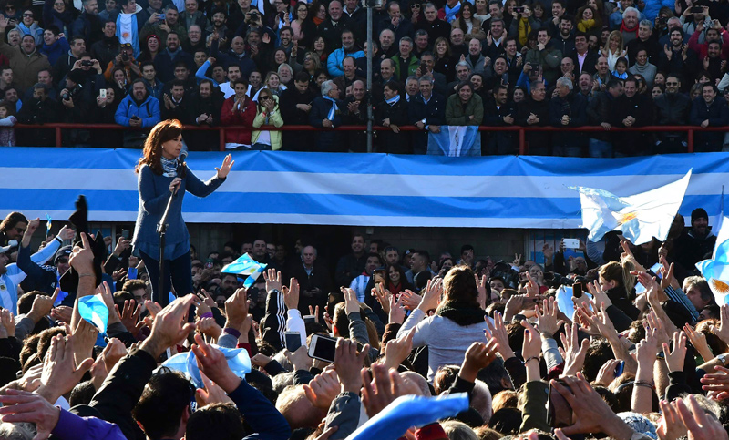 Cristina: «Vengo a sumarme como una más, a poner el cuerpo y el corazón”