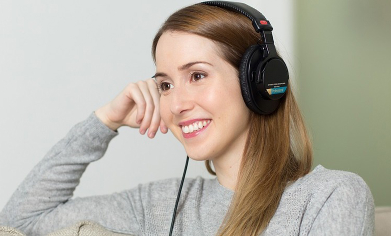 El 91% de los usuarios de internet escucha música online