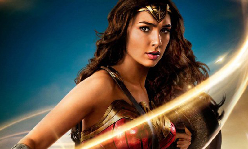 Buen arranque para la «Mujer Maravilla», pero no superó a los piratas