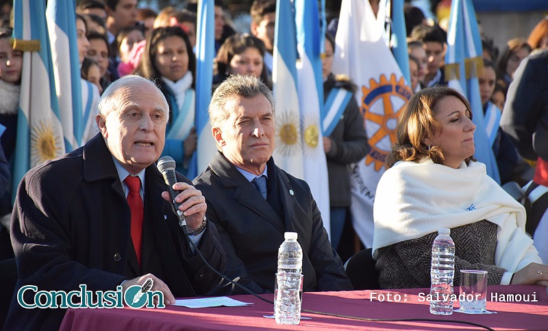 Lifschitz: «El desafío es volver a resignificar las fiestas patrias para los argentinos»