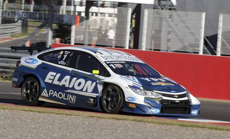 Canapino se quedó con la carrera clasificatoria del Súper TC2000