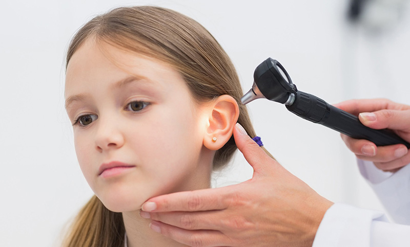 Especialistas advierten que la otitis también es muy frecuente en invierno