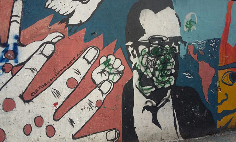 Repudio generalizado por el ataque al mural de Rodolfo Walsh
