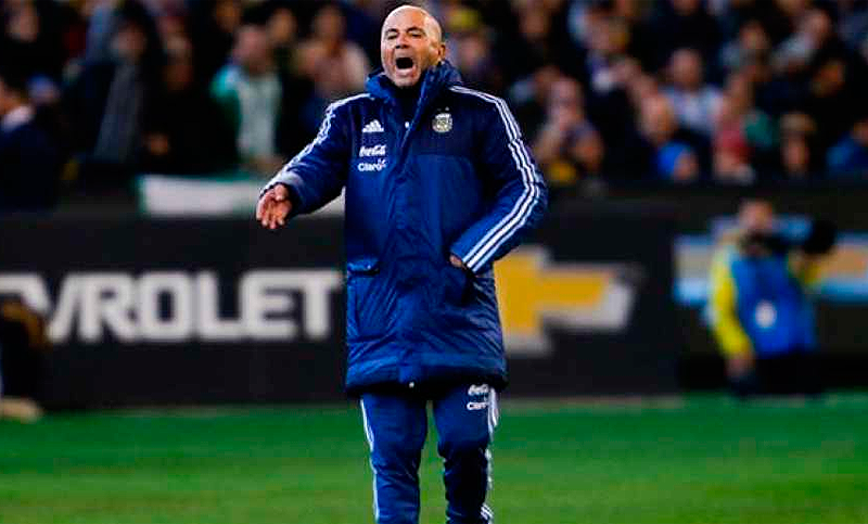 Con cinco rosarinos y sin Higuaín, Sampaoli confirmó la lista