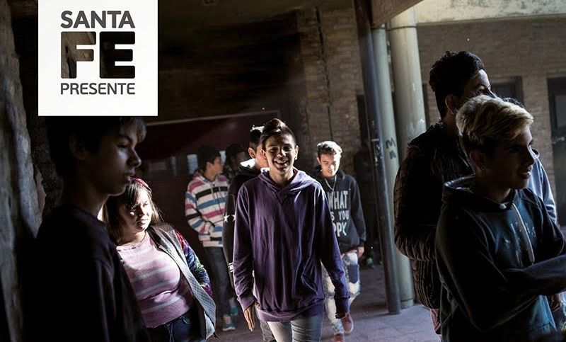 Se presenta «Decir Presente», el libro del plan Vuelvo a Estudiar