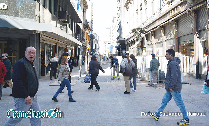 Quedó liberado el tránsito peatonal en Sarmiento al 800