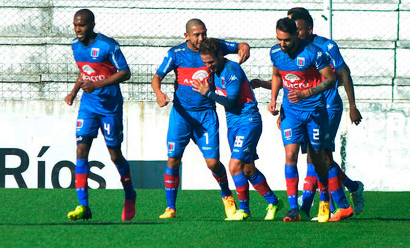 En el debut de Caruso Lombardi, Tigre le ganó a Patronato en Paraná