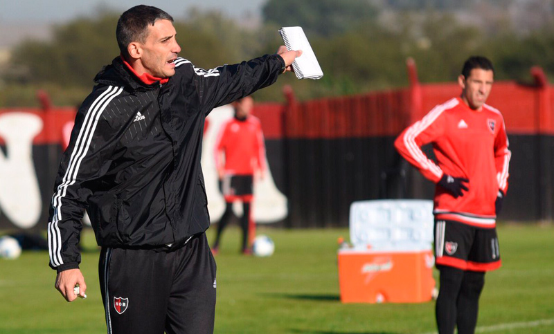 Vojvoda: “Esta chance la tomo con total responsabilidad porque el club nos necesita”