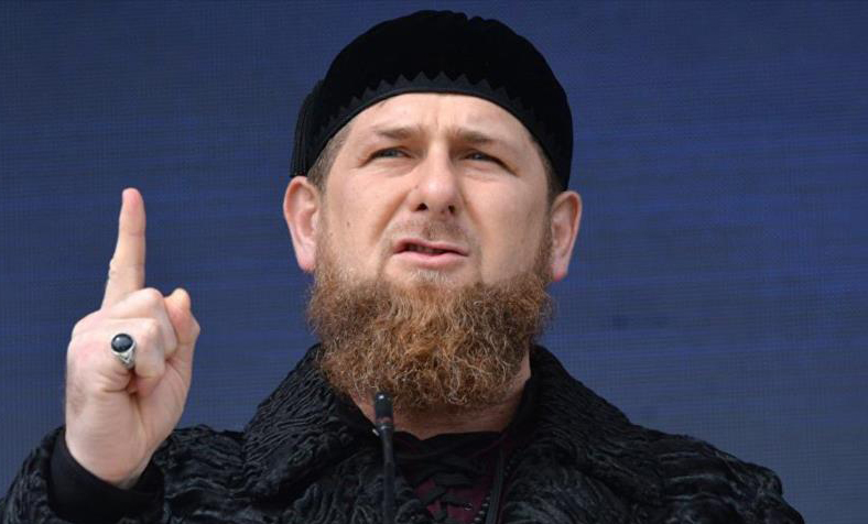 El presidente checheno amenazó con poner al mundo en “cuatro patas”