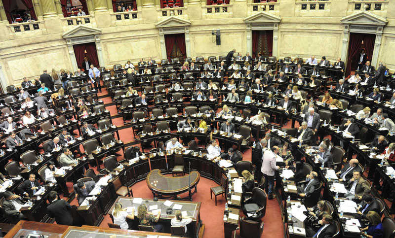 Presentan un proyecto para quitar fueros a los diputados