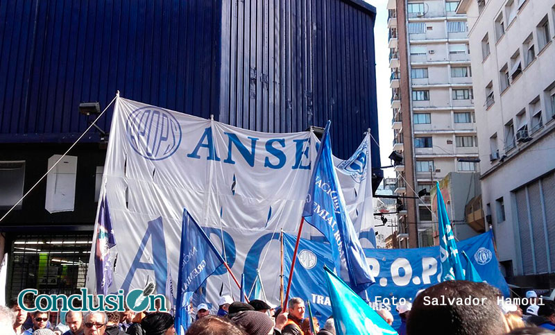 Atención al público restringida en Anses por despidos injustificados
