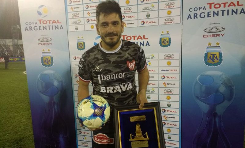Paulo Rosales le dio el triunfo a Instituto en Copa Argentina