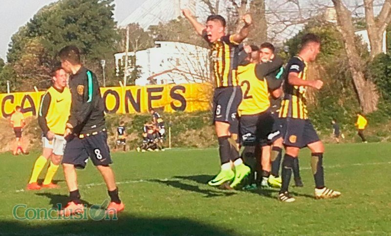 Central hizo historia en inferiores y le ganó a Newell’s en 5 categorías