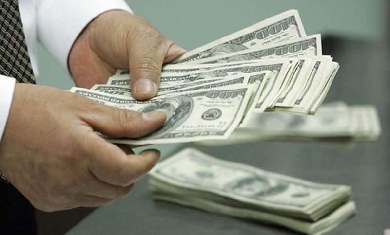 “El aumento del dólar tiene que ver con que no es exitosa la política económica”