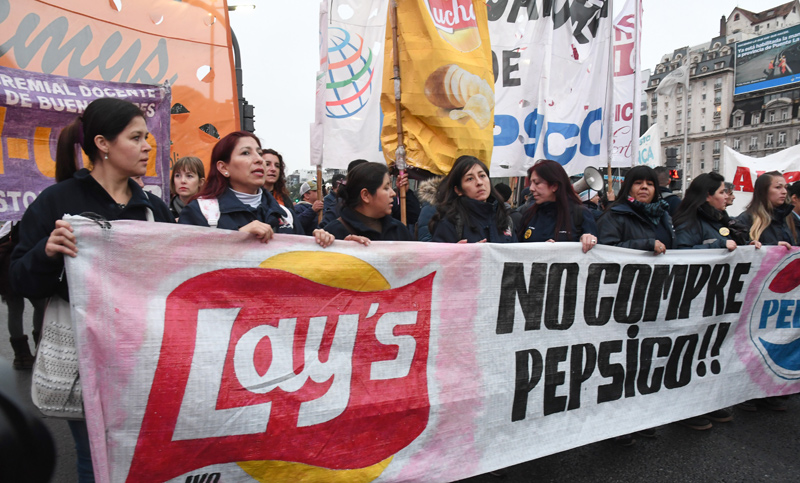 Pepsico: protesta de trabajadores e incidentes frente al Congreso