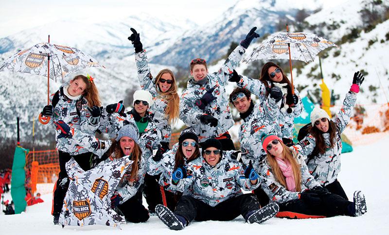 Tras la demora en el vuelo, Travel Rock garantizó las nueve noches en Bariloche