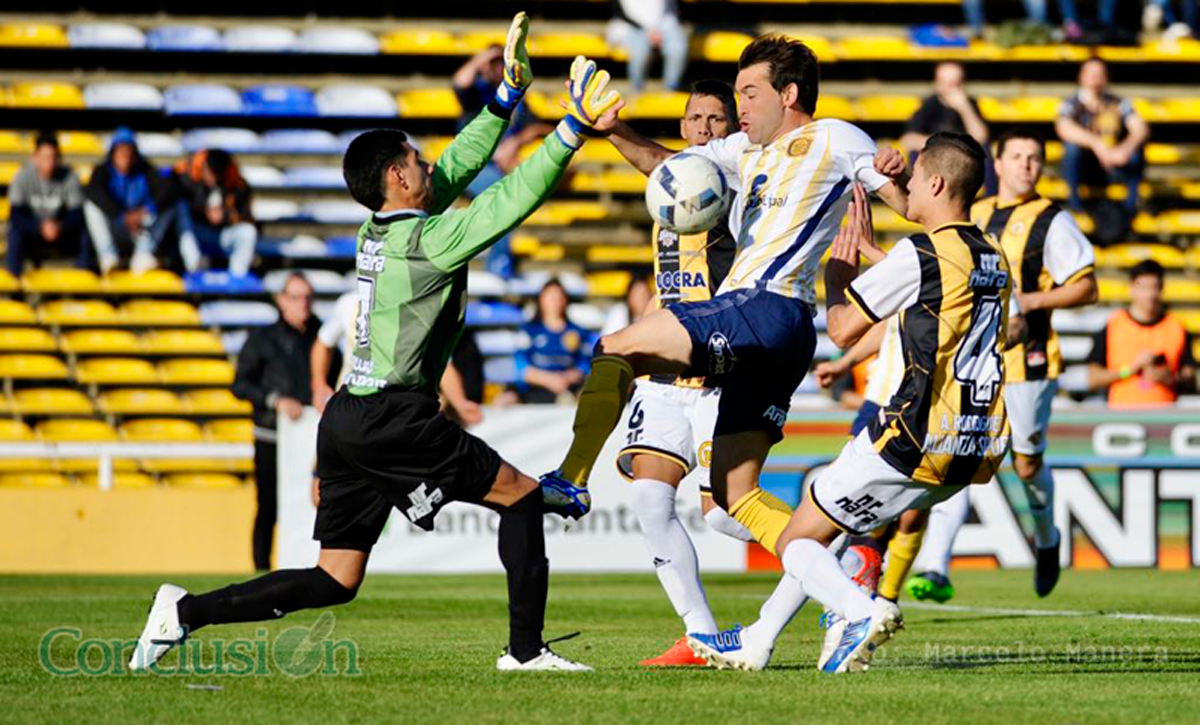 Central cambiará medio equipo para lograr un triunfo ante Unión