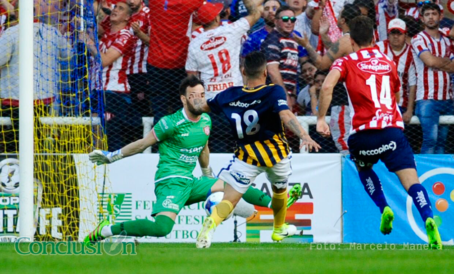 Los pibes canallas pisaron fuerte en el Gigante y vencieron a Unión por la Copa Santa Fe