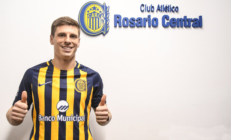 Romero puso la firma y ya es oficialmente jugador de Central