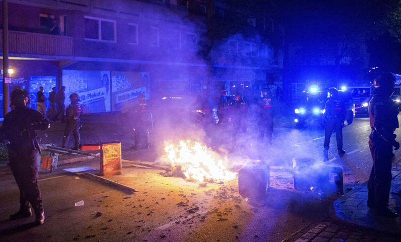 Disturbios en Hamburgo: más agentes heridos y detenciones