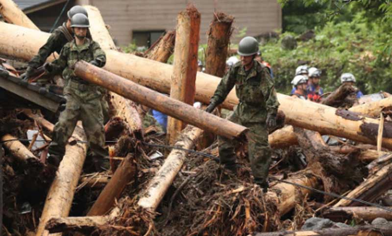 Japón: ascienden a 15 los muertos por las inundaciones