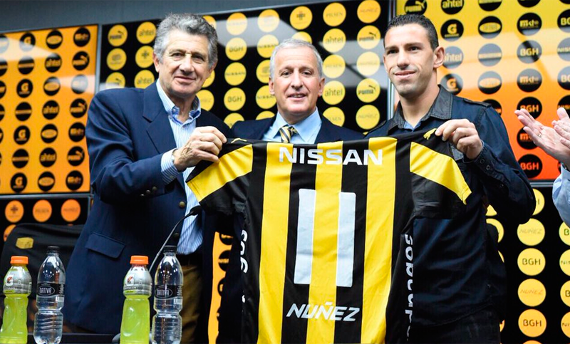 Maxi Rodríguez fue presentado en Peñarol: “No soy el salvador”