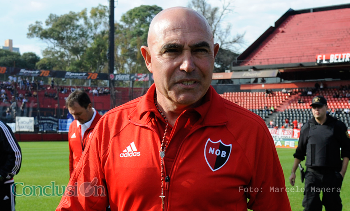 El Chocho Llop definió el equipo para el primer amistoso