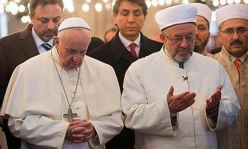 Francisco pide «moderación y diálogo» en Jerusalén