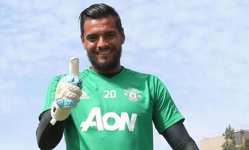 Romero renovó su contrato con Manchester United hasta el 2021